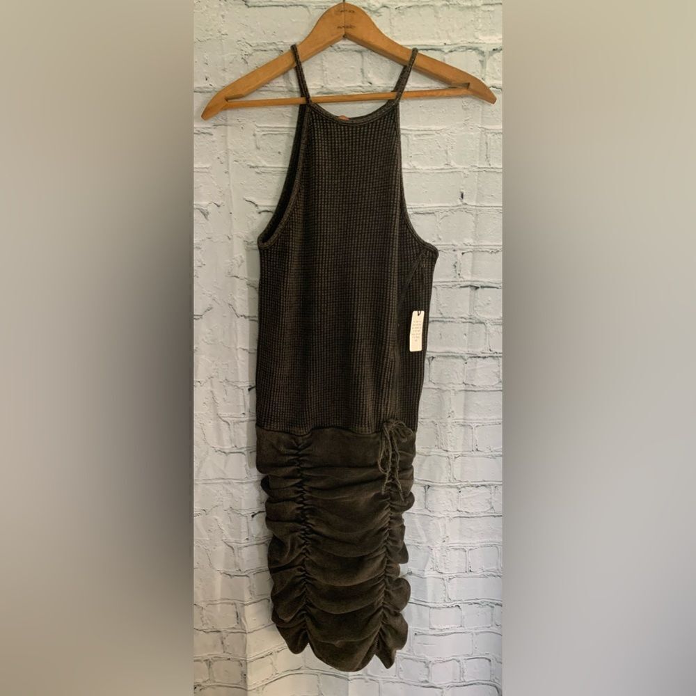 Free People One Katy’s thermal fit ruched dress. XS - Picture 2 of 8